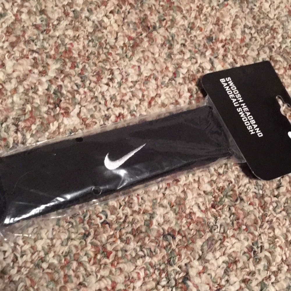 nike headband in package